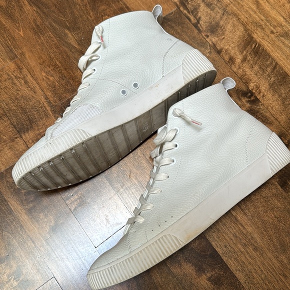 Men’s Hugo Boss leather High top sneaker - Picture 2 of 6